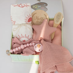Baby Shower Gift Set，Newborn Gift Bundle，Baby Shower Essentials，Unique Baby Presents，Infant Care Package