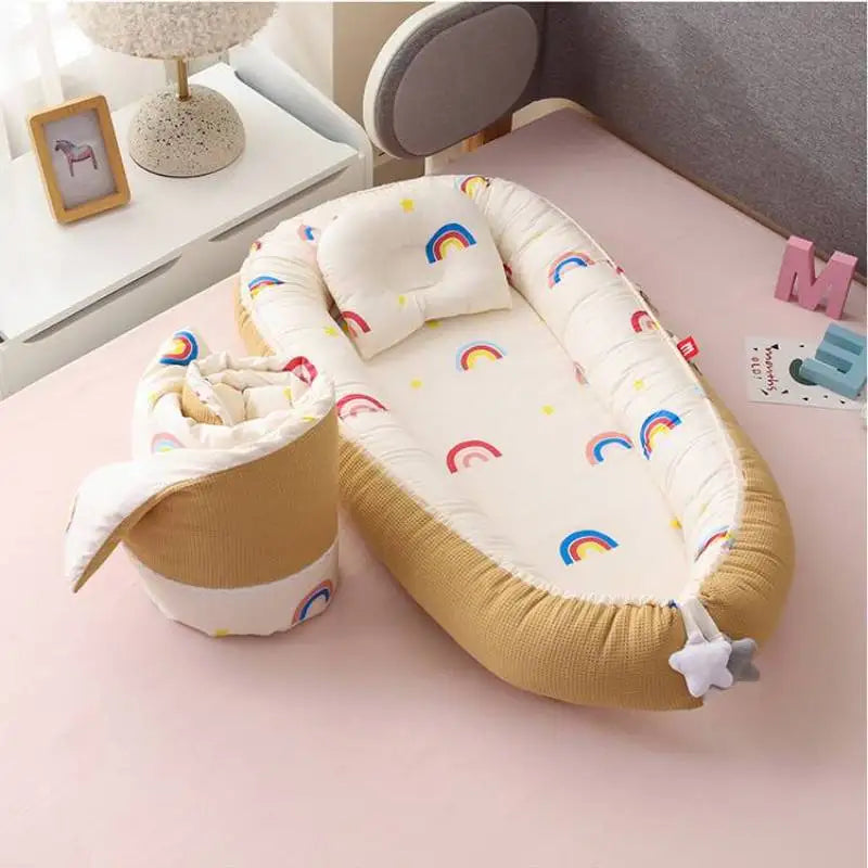 Portable Cotton Crib，Support Pillow and Quilt，Cozy Baby Bed，Convenient Travel Crib，Soft and Breathable
